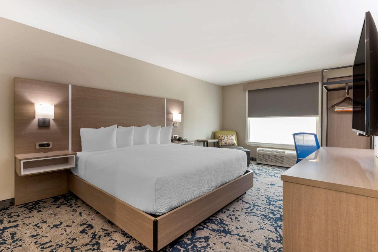 Comfort Inn&Suites Muskogee Buitenkant foto