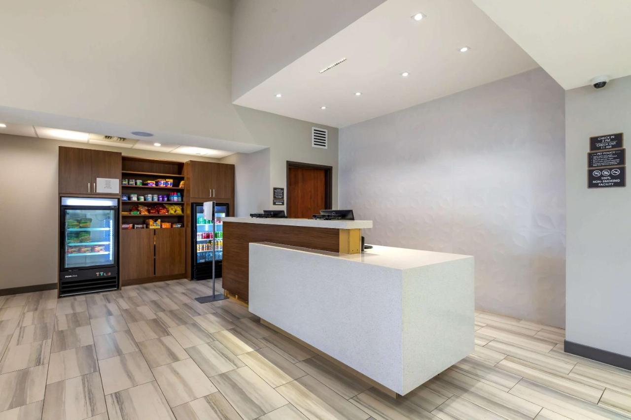 Comfort Inn&Suites Muskogee Buitenkant foto