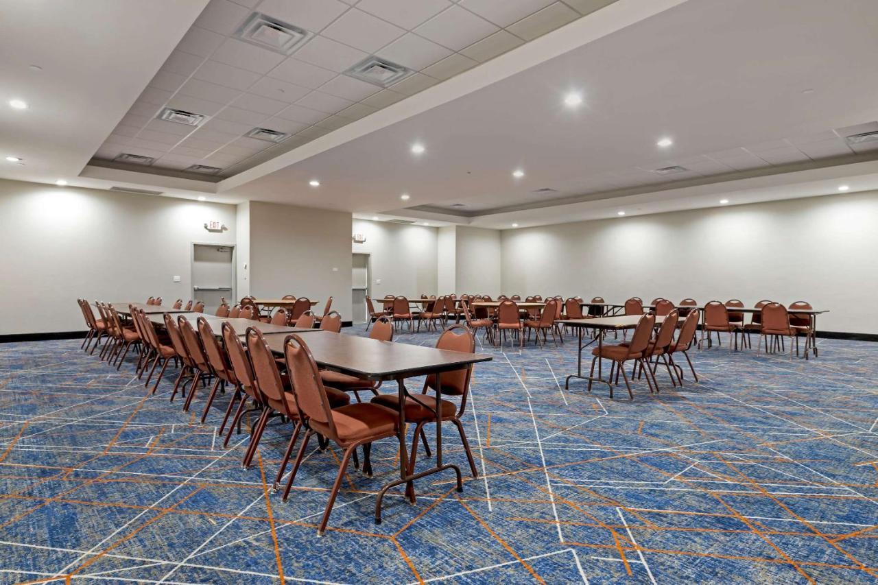 Comfort Inn&Suites Muskogee Buitenkant foto